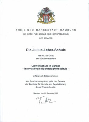 Zertifikat zur Auszeichnung der Julius-Leber-Schule als Umweltschule
